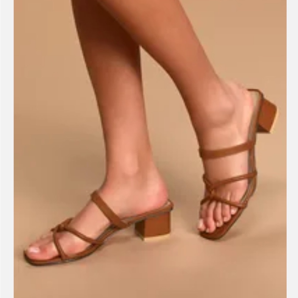 Lulu’s Leylia tan kitten heel